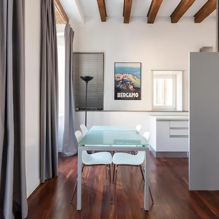 Gæstehus Casa Di Sofia Citta Alta Bergamo