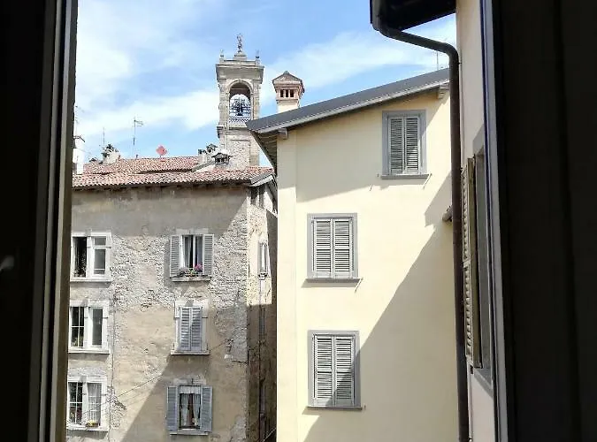 Konukevi Casa Di Sofia Citta Alta Bergamo