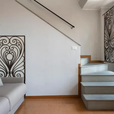 Konukevi Casa Di Sofia Citta Alta Bergamo